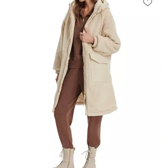 Varley Sandshell reversible coat - Picture 3 of 6